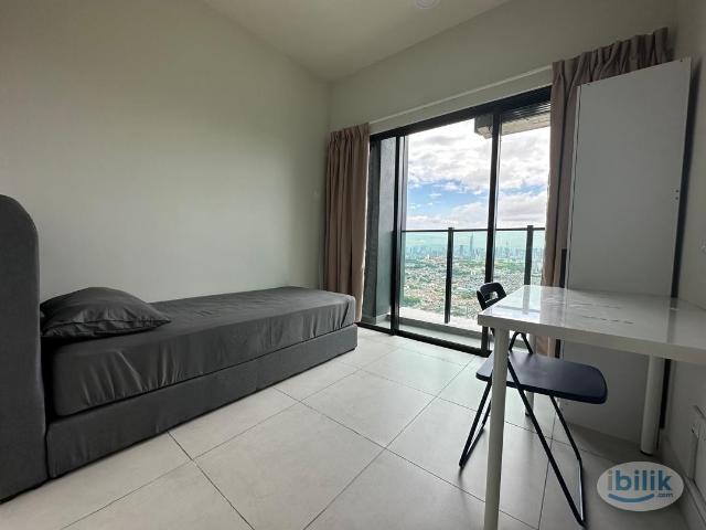 Majestic Maxim Balcony Room!