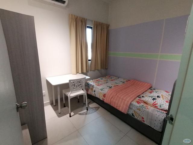 Majestic Maxim Residences – Your perfect All FEMALE or All MALE unit with brand NEW furniture! Just bring your luggage