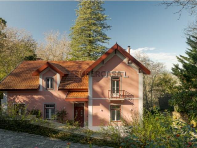 Majestosa moradia T7 no coração da histórica Sintra