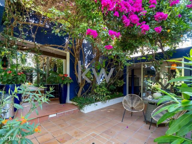 MAJESTOSO HOTEL COM JARDIM TROPICAL