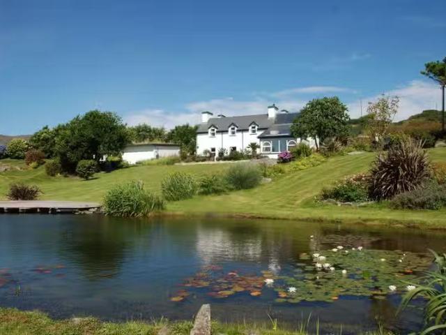 Majos House, Enaughter, Goleen, Co. Cork, P81YH01 is for sale