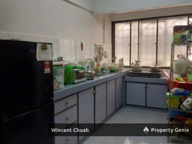 Makmur Apartment F/F with Wifi, Bandar Sunway, PJS8, Selangor