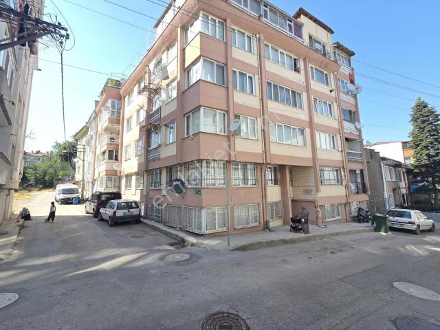 Maksem'de Ulaşımı Kolay,manzarası Güzel,3+1,arakat,satılık Daire