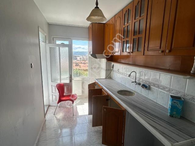 Maltepe Mahallesi Adnan Menderes Bulvarı Üzerinde Kiralık 3+1
