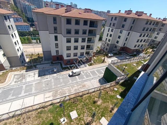 Maltepe Atışokulu' Nda Ebeveyn Banyolu 2+1 Boş Kiralık Daire