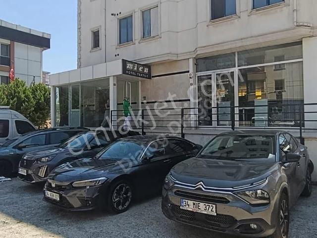Maltepe Aydınevler'de Satılık 198m² E 5 Yakın Dükkan