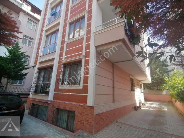 Maltepe Bağlarbaşı'nda Metroya Yakın 3+1 Satılık Daire