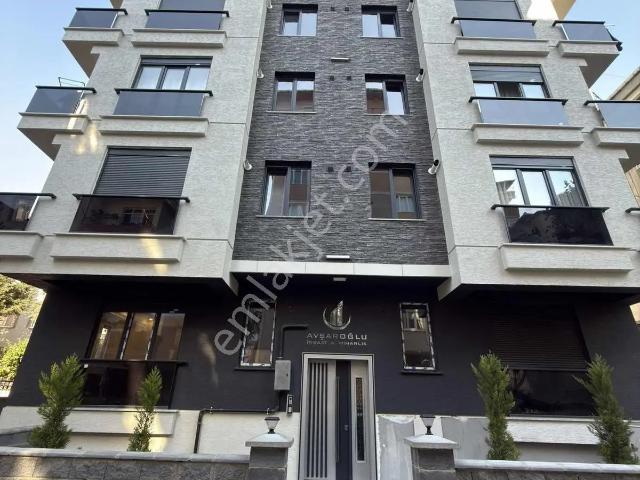 Maltepe Cevizli Mah. Giriş Kat 2+1 Açık Mutfak
