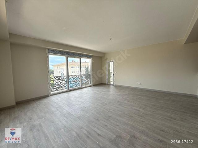 Maltepe Cevizlide Marmaraya Yürüme Mesafesinde Satılık 4+2