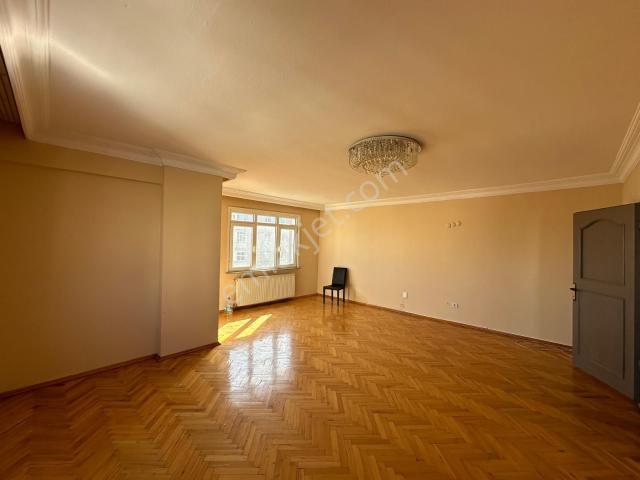 Maltepe Cevizli'de Oldukça Kullanışlı 3+1 Kiralık Daire