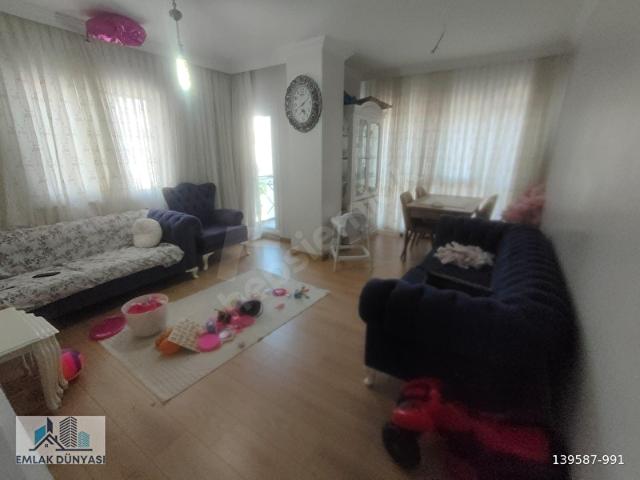 MALTEPE CEVİZLİDE ARAKAT EVEBEYN BANYOLU 3+1 120 M2 AÇIK OTOPARK
