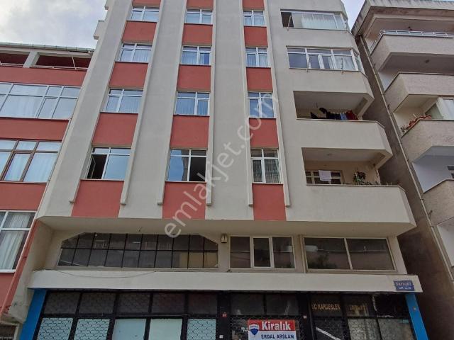 Maltepe Fındıklı 350m² Ofis Katlı Depo