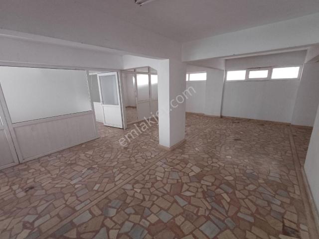 Maltepe Fındıklı 300m² Ofis Katlı Dükkan