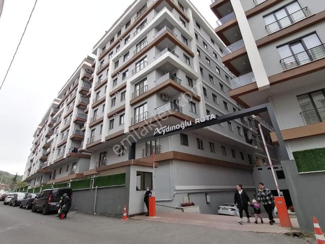 Maltepe Girne Mahallesi Site İçerisinde Ön Cephe 2+1 Kiralık