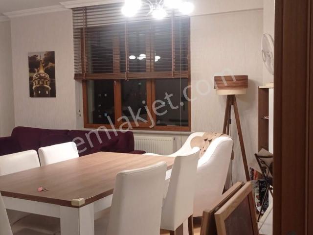 Maltepe Zümrüt Evler Danışpark Sitesinde Satılık 105m Net 3+1 Arakat