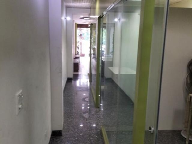 Malviya Nagar, South Delhi Commercial Showroom 100 Sq. Yd. in Malviya Nagar Delhi Listing ID: #10157