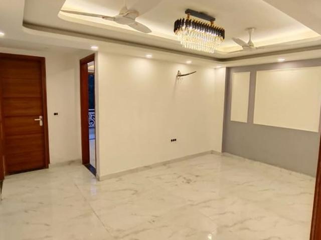 Malviya Nagar, South Delhi 3 Bedroom 100 Sq. Yd. Builder Floor in Malviya Nagar Delhi Listing ID: #10324