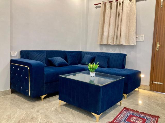 Malviya Nagar 2 Bedroom 1000 Sq. Ft. Builder Floor in Malviya Nagar Delhi Listing ID: #9634