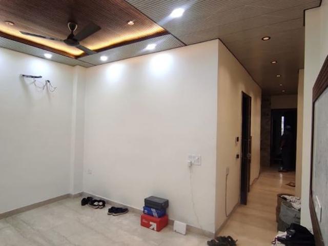Malviya Nagar 3 Bedroom 100 Sq. Yd. Apartment in Malviya Nagar Delhi Listing ID: #10358