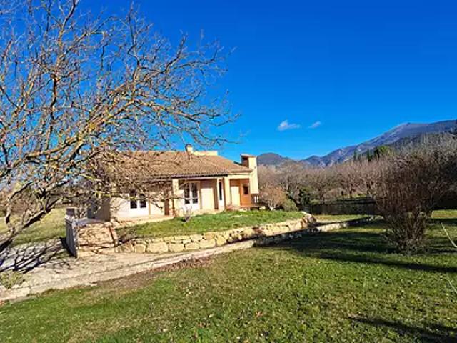 Malaucène 84340 Achat / Vente maison 5 pièces t5 au dernier étage parking