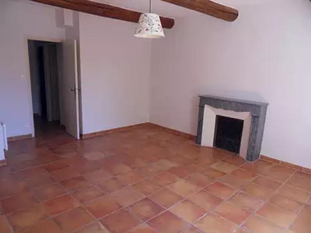 Malaucène 84340 Location appartement 3 pièces t3