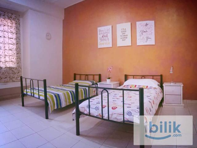 [Malay Female] Middle Room Alam Budiman | Puncak Alam | Shah Alam TR0092 AB43