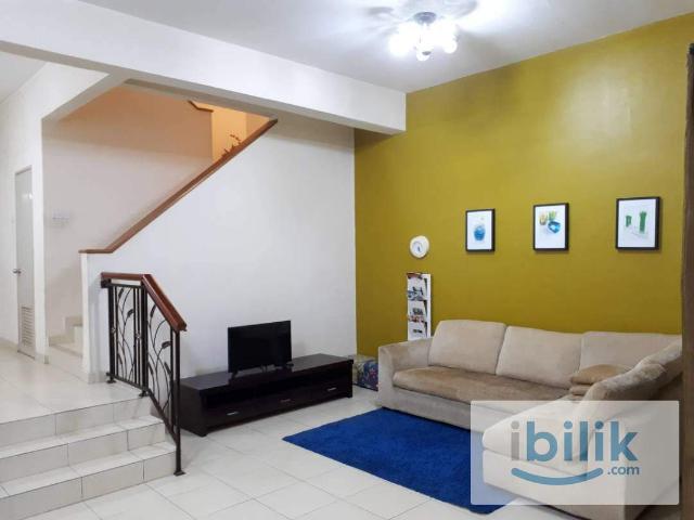 [Malay Female] Middle Room Alam Budiman Shah Alam TR0090 AB43