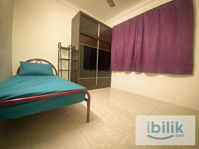 [Malay Female] Middle Room Bandar Sunway Petaling Jaya TR0070 G15