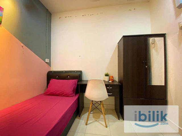 [Malay Female] Single room Avenue Crest Shah Alam TR0151 AC17