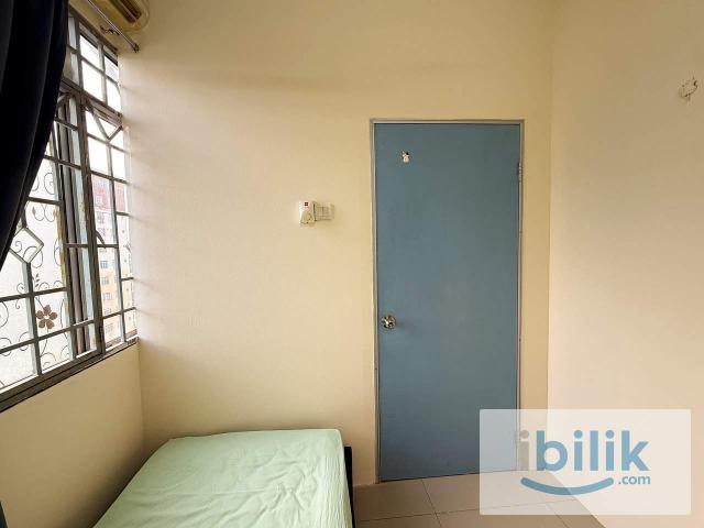 [Malay Female] Single Room Bandar Sunway Petaling Jaya TR0051 E13