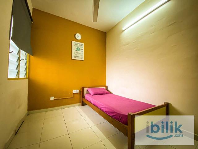 [Malay Male] Middle Room Bandar Sunway Petaling Jaya TR0067 G13