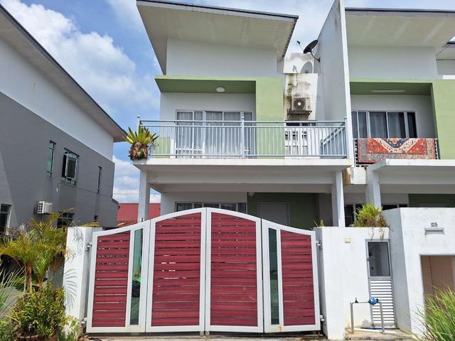 MALAY RESERVE 3Bed 4Bath 2Sty Terrace Telok Panglima Garang