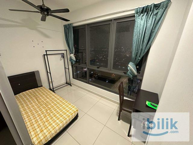 Malaysian Female room rental available at Sfera Residency Puchong South