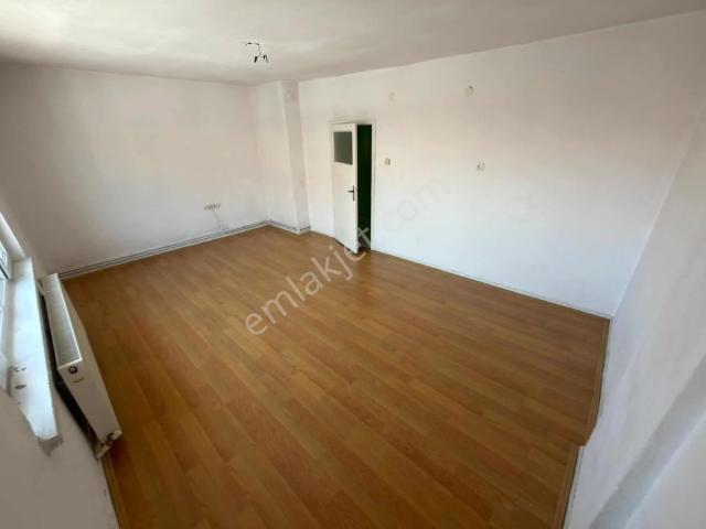 Malazgirt Mah.de Salon Bağımsız Kupon Fiyata Satılık 3+1 Daire