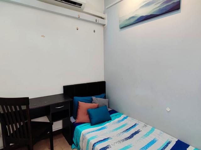 Male Only. 7 mins to Publika, AC Furnished Room, Low Deposit Menara Duta 2, Dutamas