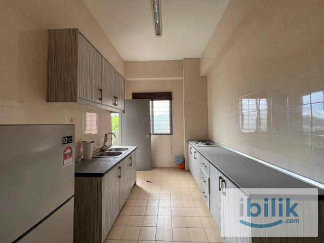 [Male] room rent at sri raya apartment, taman sepakat indah, kajang