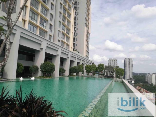 Male room rental near MRT Putra Permai, behind Giant Hypermarket Puchong South Seri Kembangan