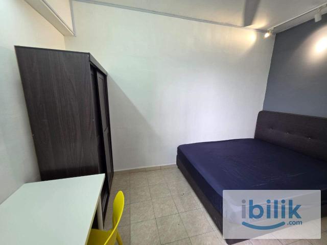 Male Single & Middle Rooms @ Pangsapuri Seri Setia, SS9A Sg Way, walk to KTM & Pasar Seri Setia