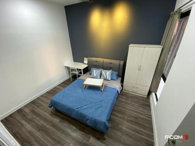 [Male Unit | Low deposit] Medium room for rent at Urbano Utropolis