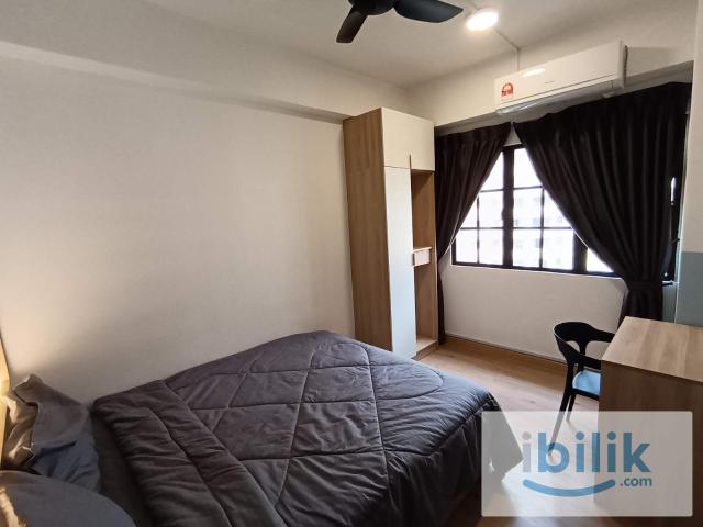 MALE Unit Medium Room Aircon at Cheras, KL 5Mins walking to LRT Station only