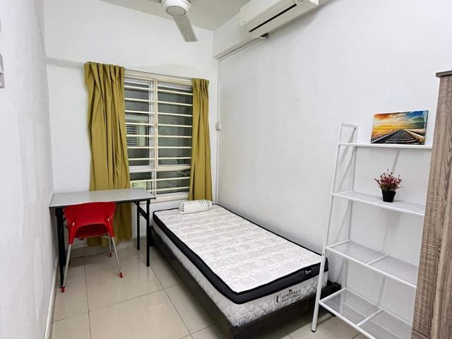 Male Unit Small Room Kota Damansara