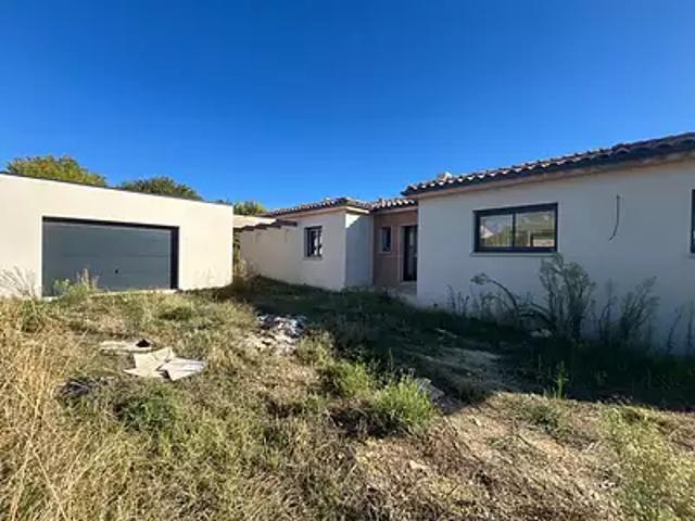 Mazan 84380 Achat / Vente maison 5 pièces t5 au dernier étage
