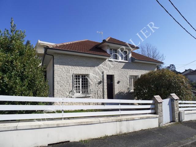 MALEMORT Maison 4 chambres Environ 150m2 habitable
