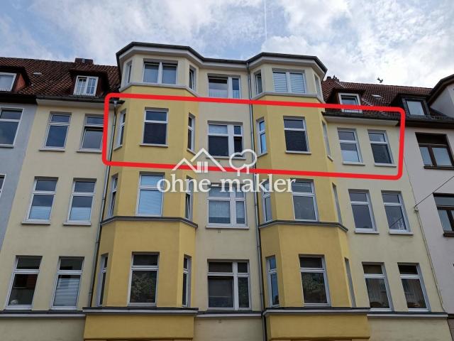 Malern, einziehen, wohlfühlen: Ideal geschnittene + modernisierte 4 Zimmer Altbauwohnung in top Lage