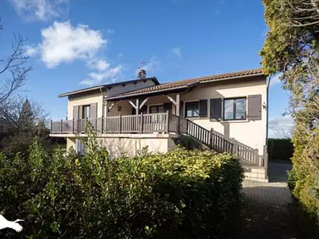 Maleville 12350 Achat / Vente maison 6 pièces t6 parking