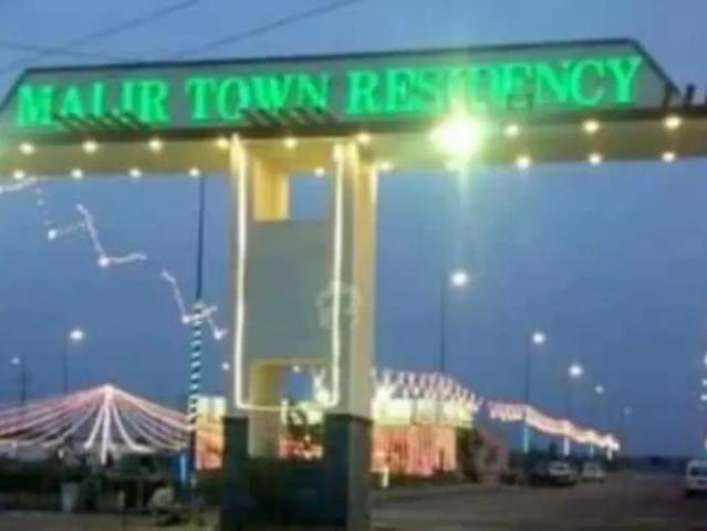 Malir town phase 1 Karachi Falaknaz Dreams ID 29278