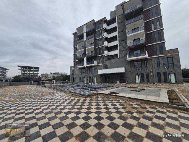 MALL OF VE DEPOO AVM ARKASI SIFIR BINADA SİTEICI HAVUZLU ARA KATTA 1+1