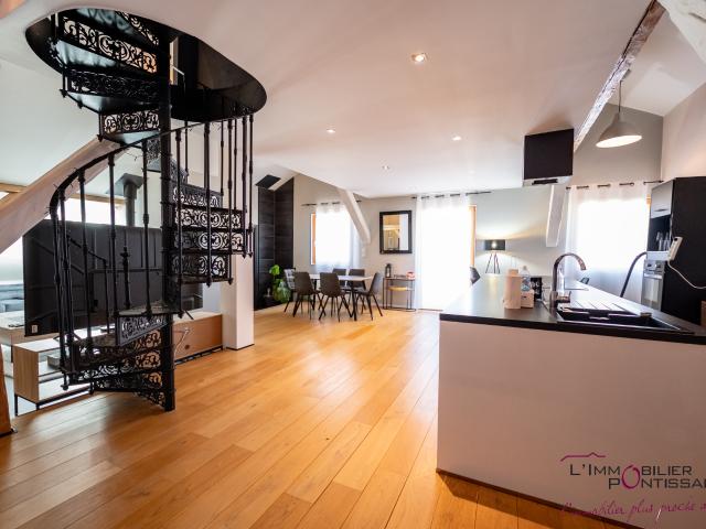 Malpas: Magnifique Loft de 105 m2