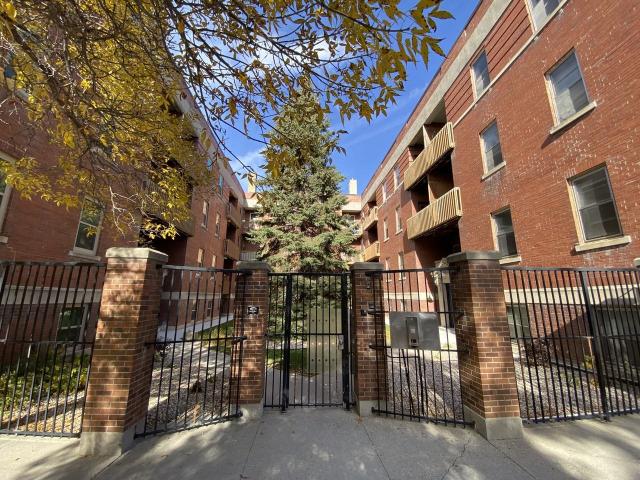 Maple Leaf 2 Bedroom Apartment for Rent at 915 Corydon Ave, Winnipeg, MB R3M 0W9 Mcmillan