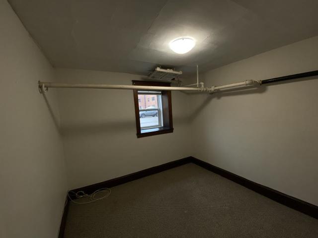 Maple Leaf 2 Bedroom Apartment for Rent at 915 Corydon Ave, Winnipeg, MB R3M 0W9 Mcmillan